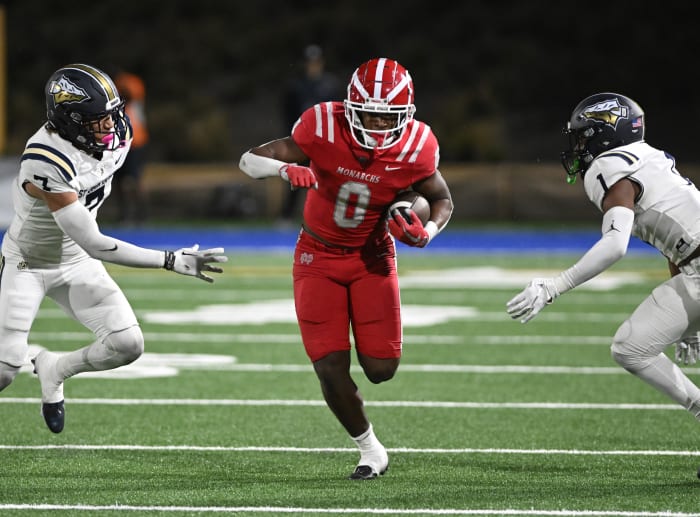 St John Bosco vs Mater Dei October 7, 2022 Photo-Heston Quan42 (1)